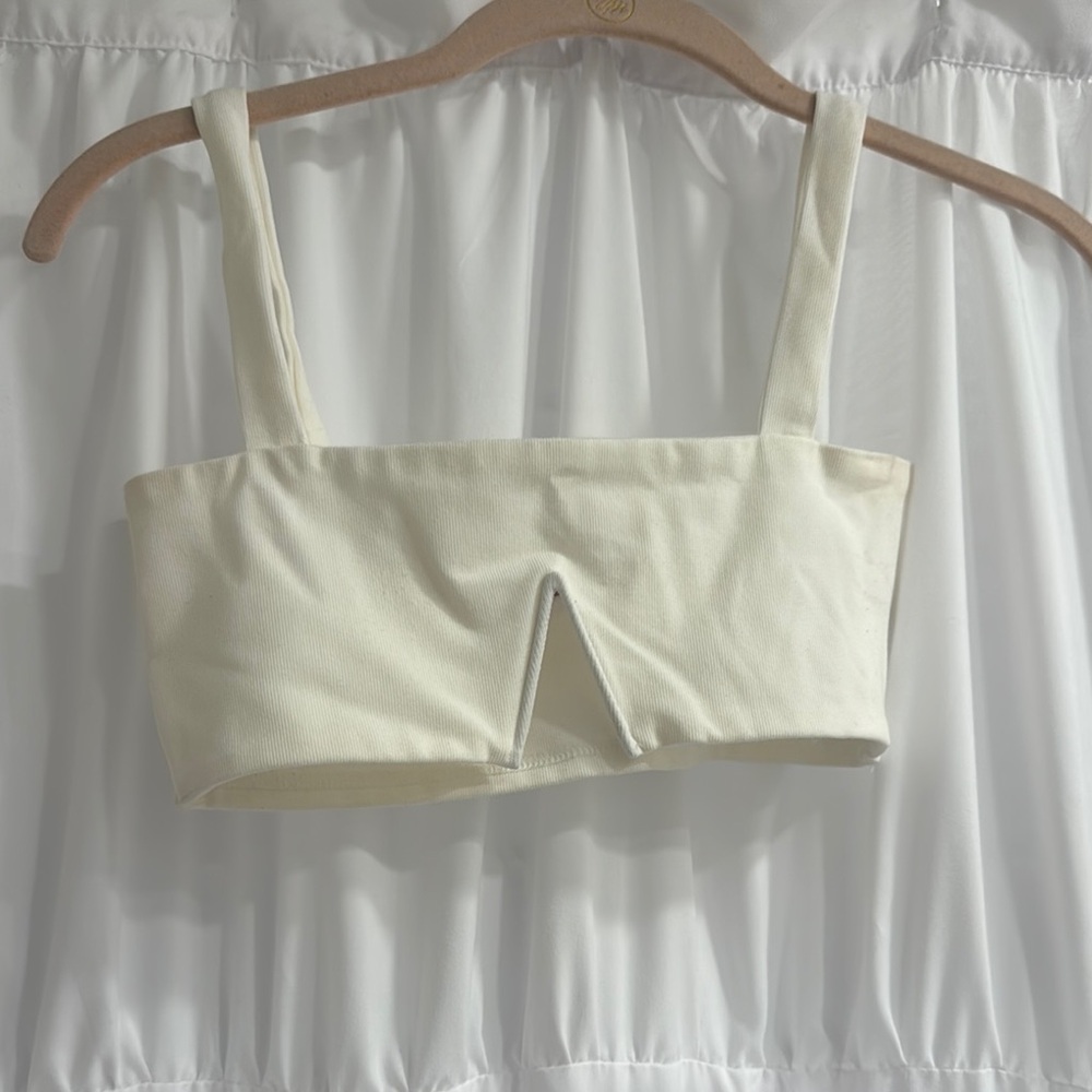 Edikted Cream Cropped Top